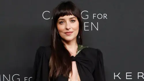 Dakota Johnson muốn có con sau sự nghiệp phim ảnh kéo dài 20 năm
