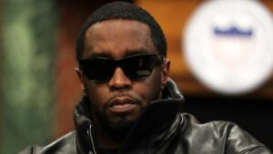 Cuộc sống xa hoa của Sean ‘Diddy’ Combs trong tù: Massage, ảnh nóng, rượu Hennessy