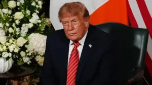 Tổng Thống Donald Trump nói Trung Quốc “gián điệp” chúng ta