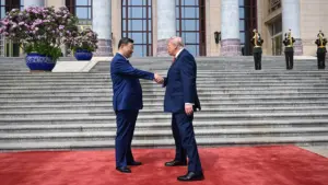 Tòa Phúc Thẩm Liên Bang Đưa Ra Phán Quyết Ảnh Hưởng Đến Chương Trình Trục Xuất của Tổng Thống Donald Trump