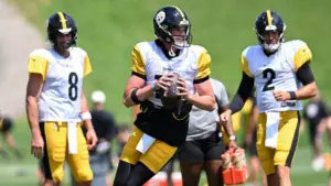 Aaron Rodgers nói về tin đồn tin nhắn nhạy cảm của Drew Allar