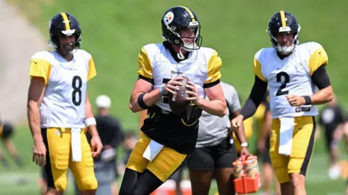 Aaron Rodgers nói về tin đồn tin nhắn nhạy cảm của Drew Allar
