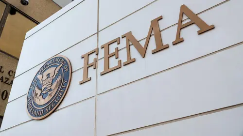 Phán quyết của Thẩm phán liên bang về kế hoạch cắt giảm nhân sự FEMA của chính quyền Trump là bất hợp pháp