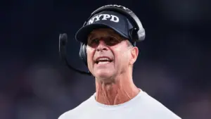 Huấn luyện viên John Harbaugh ra mắt thành công cùng New York Giants, đánh bại Dallas Cowboys