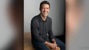 Hồ Sơ Về John Ternus: Những Tiết Lộ Về Cuộc Sống và Danh Tiếng Của Tân CEO Apple