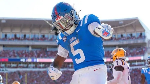 Trận đại chiến LSU – Ole Miss: Liệu huấn luyện viên Kiffin có giữ lời hứa?