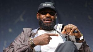 LeBron James tiết lộ suýt gia nhập Knicks trước khi Jalen Brunson vô địch NBA