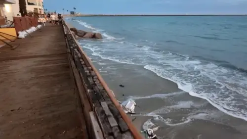 Miền Nam California chuẩn bị đón sóng lớn và nguy cơ ngập lụt ven biển từ bão Polo