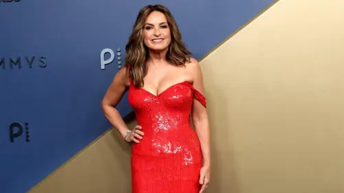 Mariska Hargitay và những ngôi sao dự Lễ trao giải Emmy lần thứ 78