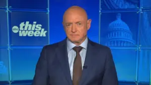 Thượng Nghị Sĩ Mark Kelly: Đảng Dân Chủ Cần Làm Tốt Hơn Nếu Muốn Thắng Thế