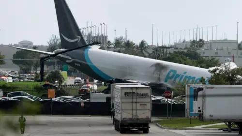Amazon Ngưng Hợp Tác Với Hãng Vận Chuyển 21 Air Sau Vụ Tai Nạn Máy Bay Chở Hàng Ở Miami