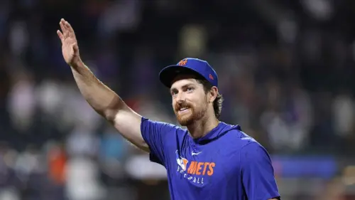 Mets đối đầu Texas Rangers: Nolan McLean ra sân