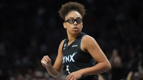 Olivia Miles Lập Kỷ Lục Ghi Điểm Của Tân Binh WNBA, Vượt Qua Mốc Của Caitlin Clark
