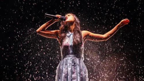 Olivia Rodrigo: Màn ra mắt tour diễn ấn tượng với trang phục ‘biến mất’