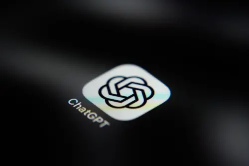 OpenAI Ra Mắt GPT-6 Sol Và Luna, Giảm Chi Phí Và Sai Số