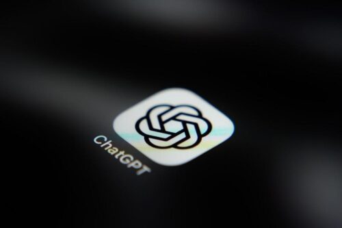 OpenAI Báo cáo Hủy bỏ Mô hình Vì Lo ngại An toàn