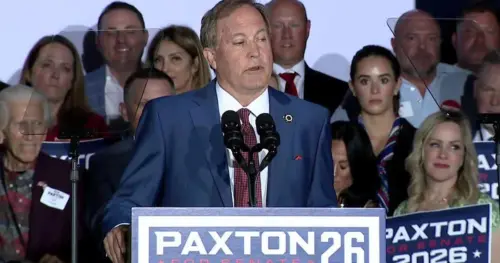 Điều tra những thắc mắc về bản công bố tài chính của Ken Paxton trong cuộc đua vào Thượng viện Hoa Kỳ