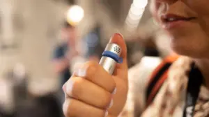 Tương Lai Không Cần Bàn Phím: Microphone AI Độc Đáo