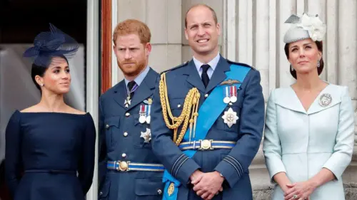 Hoàng tử William và Kate Middleton ‘giữ thái độ bình tĩnh’ khi Hoàng tử Harry và Meghan Markle trở về Anh: Chuyên gia