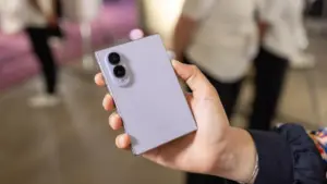 Tôi không thể đặt Galaxy Z Fold 8 xuống. Liệu iPhone màn hình gập của Apple có thể thay đổi điều đó?