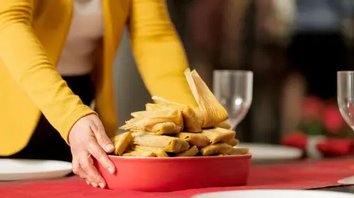 Món Tamales Truyền Thống Bị Biến Mất Khỏi Thực Đơn Nhà Hàng Mexico