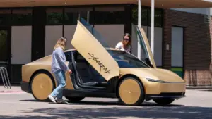 Không cho trẻ em dưới 13 tuổi lên Cybercab và những thông tin mới về xe của Tesla