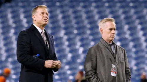 ESPN có nguy cơ mắc sai lầm lớn nếu chia tách bộ đôi bình luận viên Troy Aikman và Joe Buck
