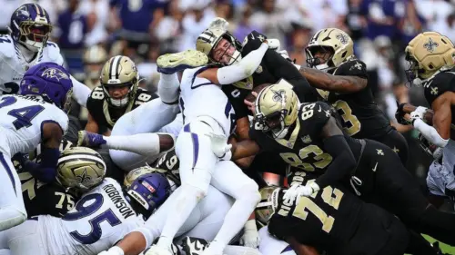Cầu thủ Saints ghi bàn quyết định trước Ravens, nhưng người hâm mộ NFL đặt câu hỏi về tình huống bóng có qua vạch vôi hay không