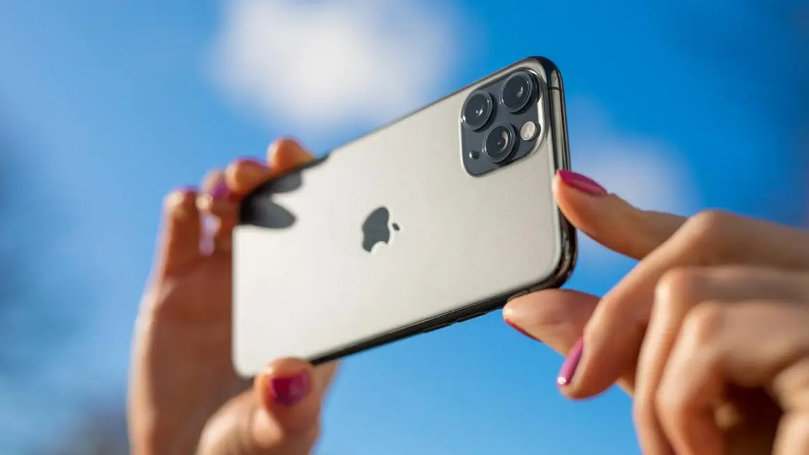 Nâng Cấp Điện Thoại Cũ: Bí Quyết Làm Mới iPhone Mà Không Cần Mua Máy Mới