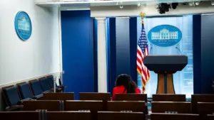 Ba hãng truyền thông kiện chính quyền Tổng Thống Trump đòi khôi phục quyền tiếp cận Tòa Bạch Ốc