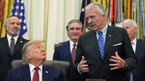 Tổng Thống Trump quảng bá dự án khí đốt tự nhiên 54 tỷ đô la tại Alaska