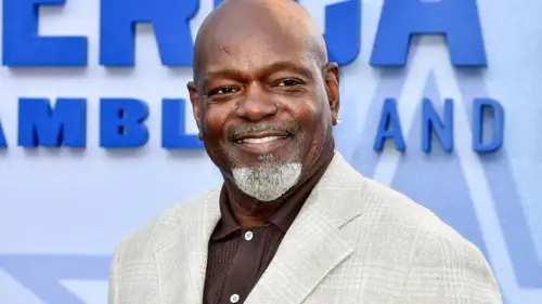 Cựu danh thủ NFL Emmitt Smith bị kiện vì lạm dụng tiền cho dự án điện gió