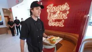 KFC mở nhà hàng thử nghiệm ở Texas để lấy lại vương miện gà rán
