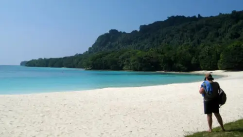 Nghi Vấn Bao Trùm Vụ Chìm Phà Vanuatu, Hơn 30 Người Mất Tích