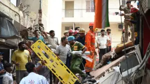Sập nhà ở Tân Delhi, ít nhất 1 người chết, hàng chục người mắc kẹt