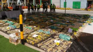 Kenya Hủy Bỏ Lô Hàng Lớn Meth Hơn 63 Triệu Đô Bị Chận Trên Biển