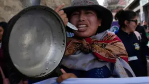 Quốc Hội Bolivia Phê Chuẩn Khoản Vay 1.9 Tỷ Đô Từ IMF, Đe Dọa Gây Bất Ổn