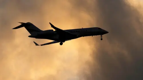 Tổng Thống Donald Trump Đe Dọa Hãng Máy Bay Canada Bombardier