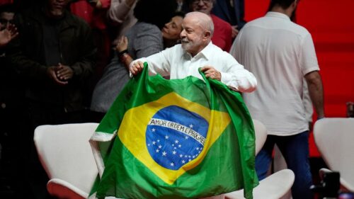 Tổng thống Brazil Lula thúc đẩy lệnh cấm cá cược phổ biến trước thềm bầu cử gay cấn