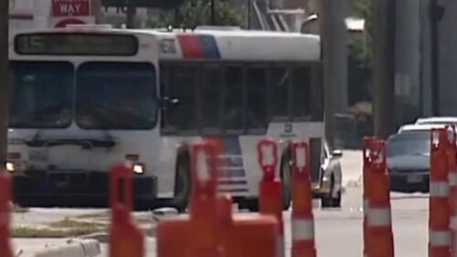 Ngân sách METRO đề xuất 40 triệu đô la cho cải tạo đường sá trong khi các nhà vận động giao thông thúc đẩy chi tiêu tập trung vào người đi