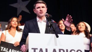 Tin đồn lan truyền sai lệch về ứng cử viên Thượng viện Texas James Talarico