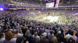 Sôi sục khắp Vùng Vịnh trước trận khai mạc WNBA Finals của Valkyries