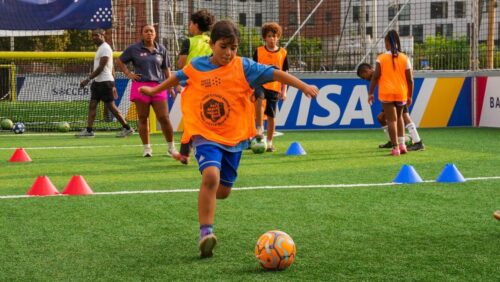 Mục tiêu của ‘Street Soccer USA-Philly’ là cung cấp sự cố vấn thể thao cho khu vực
