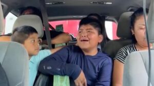 Anh Chị Lớn Gánh Vác Nuôi Em Sau Khi Cha Mẹ Bị Trục Xuất, Theo Các Nhà Hoạt Động