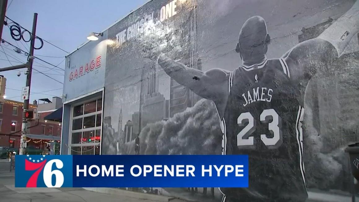 Sự Háo Hức Mở Màn Sân Nhà Của Sixers Lan Tỏa Khi Người Hâm Mộ, Nghệ Sĩ Chào Đón Kỷ Nguyên Mới
