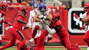 Bàn thắng overtime giúp New York Giants đánh bại Houston Texans 27-21