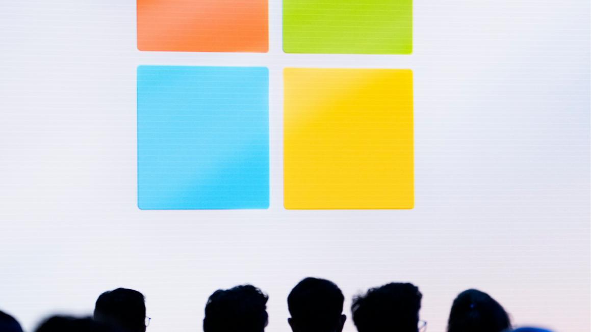 Microsoft đề nghị mua lại tự nguyện 1/4 lực lượng lao động toàn cầu khi chi tiêu AI tăng tốc