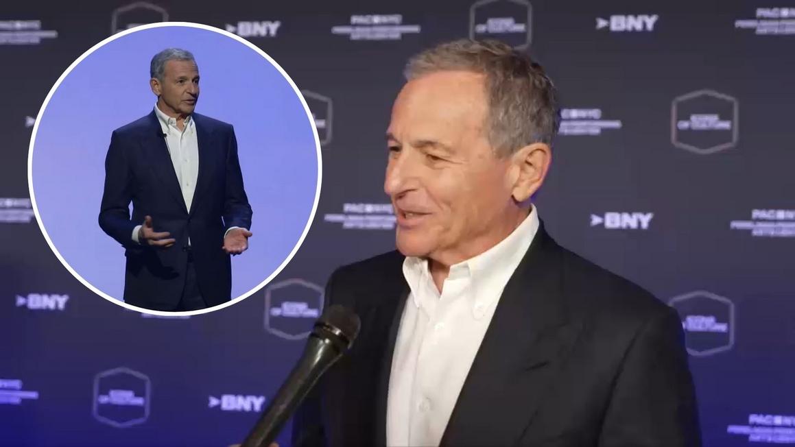 Cựu CEO Disney Bob Iger được vinh danh tại PAC NYC