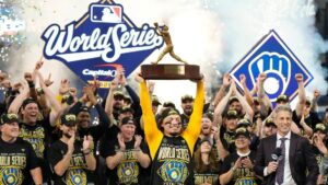 Milwaukee Đóng Cửa Trường Học Để Ăn Mừng Chức Vô Địch World Series Của Brewers