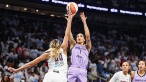 Ván 6 Chung Kết WNBA: Đội Golden State Valkyries Trở Về Sân State Farm Arena